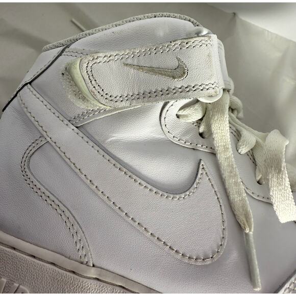 NIKE AIRFORCE 1 MENS WHITE LEATHER HI TOP SNEAKERS SHOES SIZE 12 - Picture 3 of 8